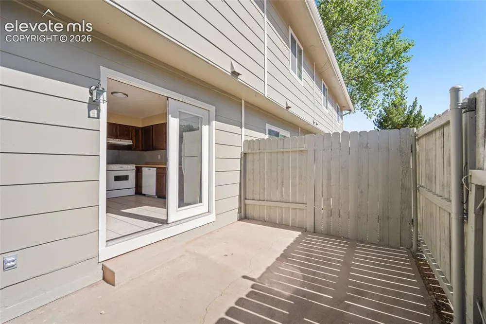 81 Castle Royal Drive #87 Pueblo, CO 81005