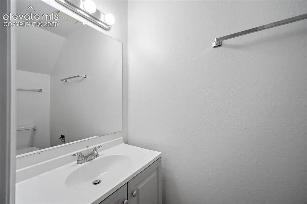 81 Castle Royal Drive #87 Pueblo, CO 81005