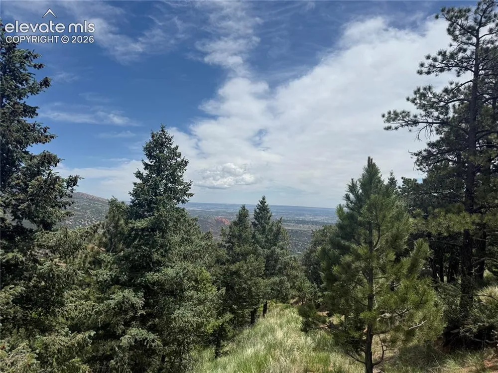 358 Sugarloaf Road Manitou Springs, CO 80829