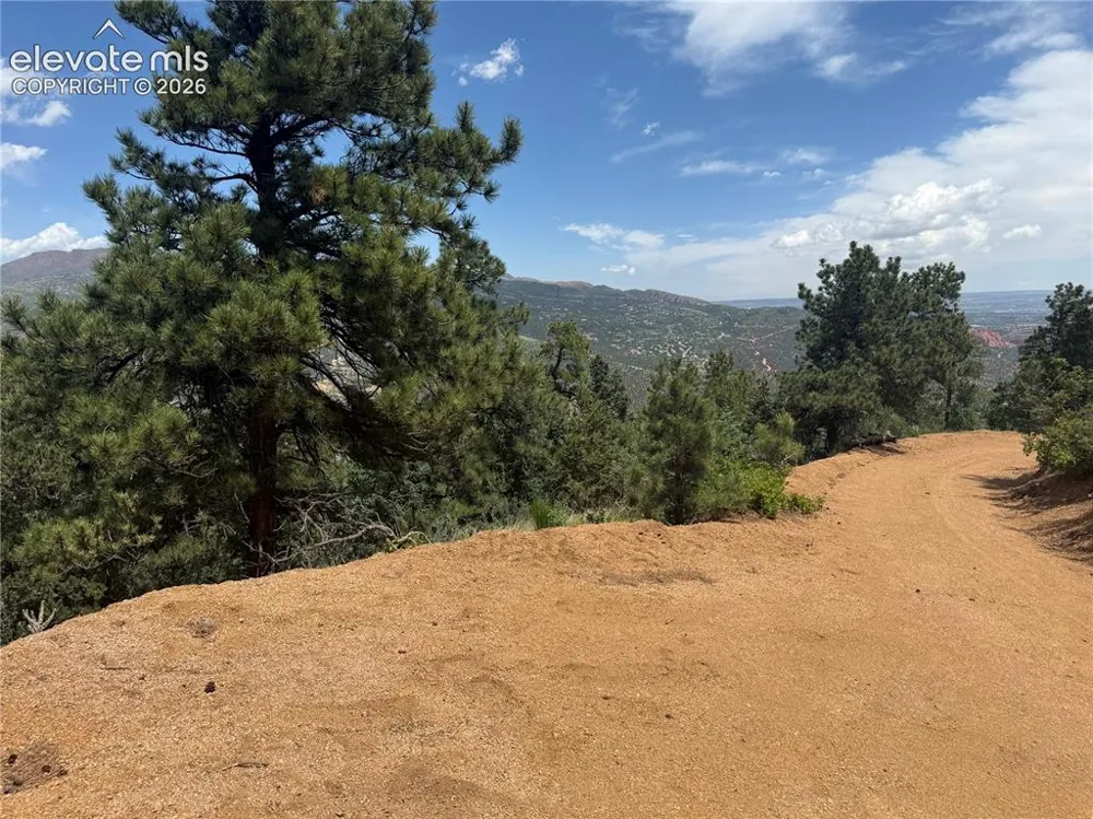 358 Sugarloaf Road Manitou Springs, CO 80829