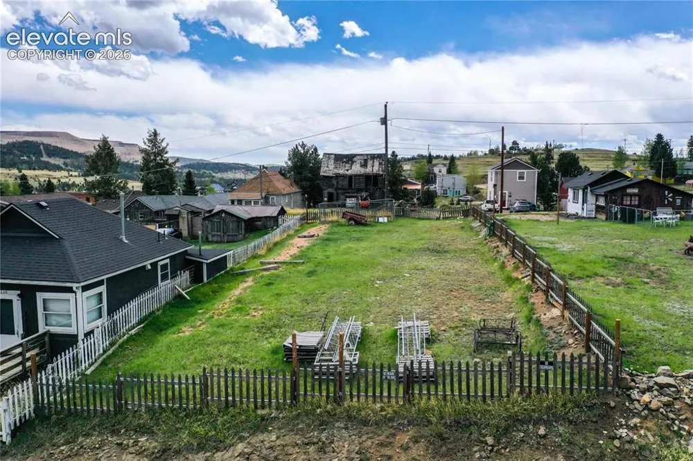 214 W Carr Avenue Cripple Creek, CO 80813