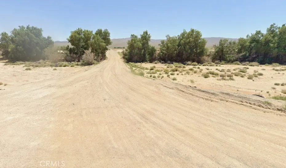 40 Center Road Newberry Springs, CA 92365