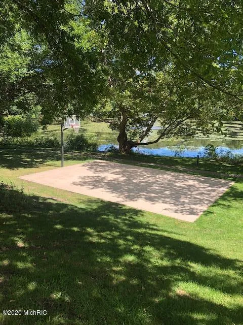 4161 Lake Terrace Drive Kalamazoo, MI 49008