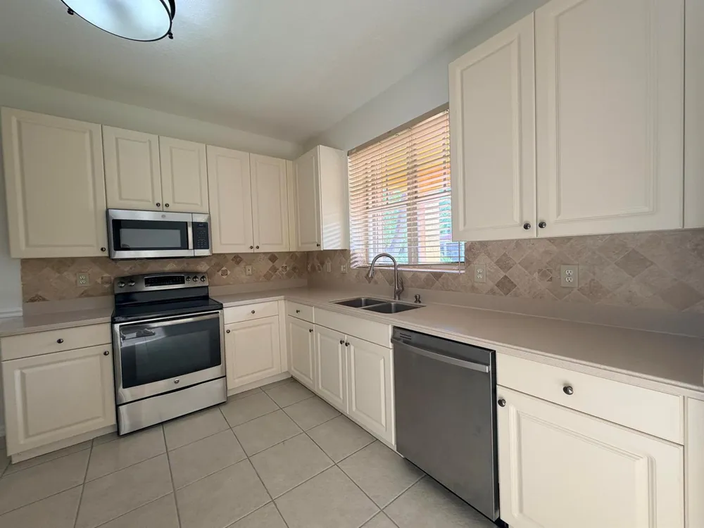 5772 NW 119th Drive Coral Springs, FL 33076
