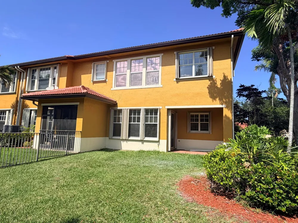 5772 NW 119th Drive Coral Springs, FL 33076