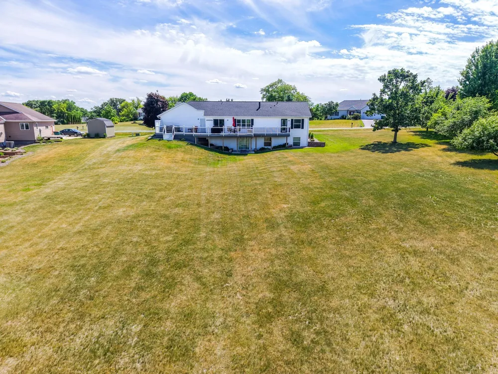 1090 Cedar Ridge Lane SW Oronoco, MN 55960