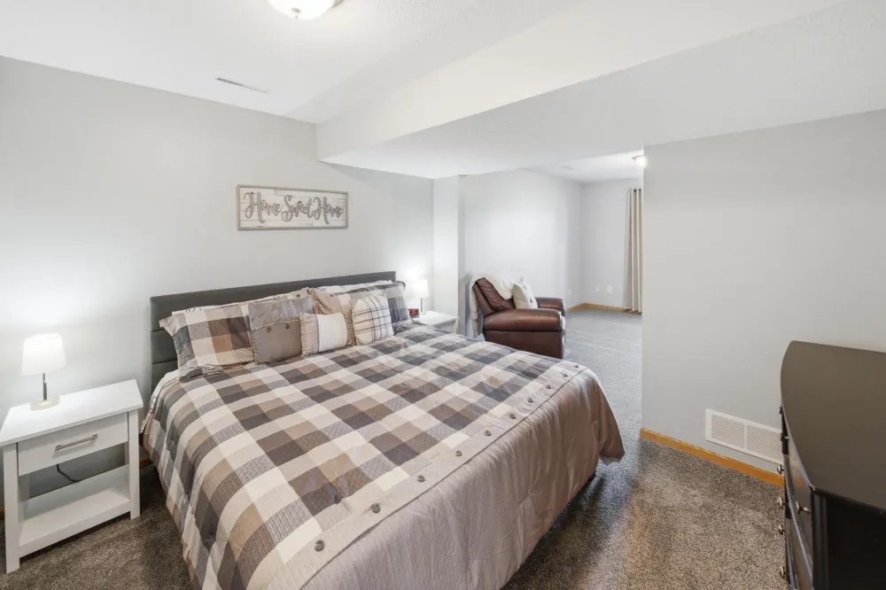 1090 Cedar Ridge Lane SW Oronoco, MN 55960
