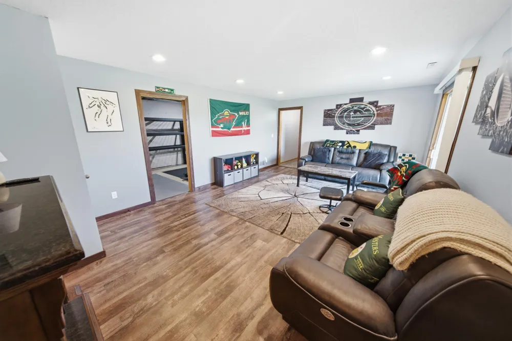 1090 Cedar Ridge Lane SW Oronoco, MN 55960