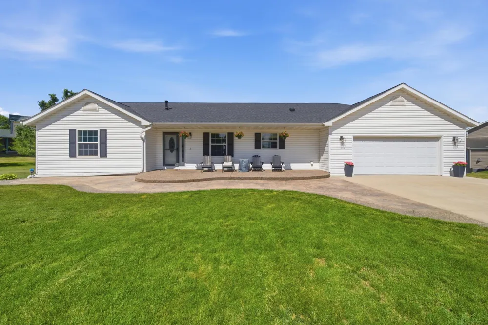 1090 Cedar Ridge Lane SW Oronoco, MN 55960