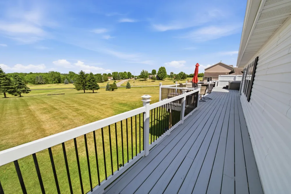 1090 Cedar Ridge Lane SW Oronoco, MN 55960