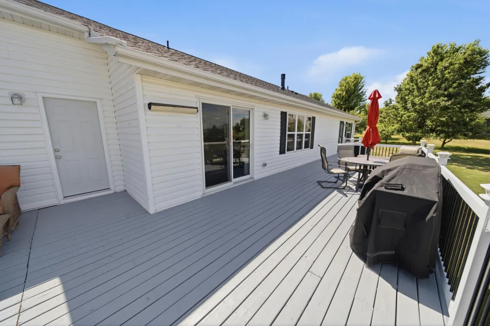 1090 Cedar Ridge Lane SW Oronoco, MN 55960