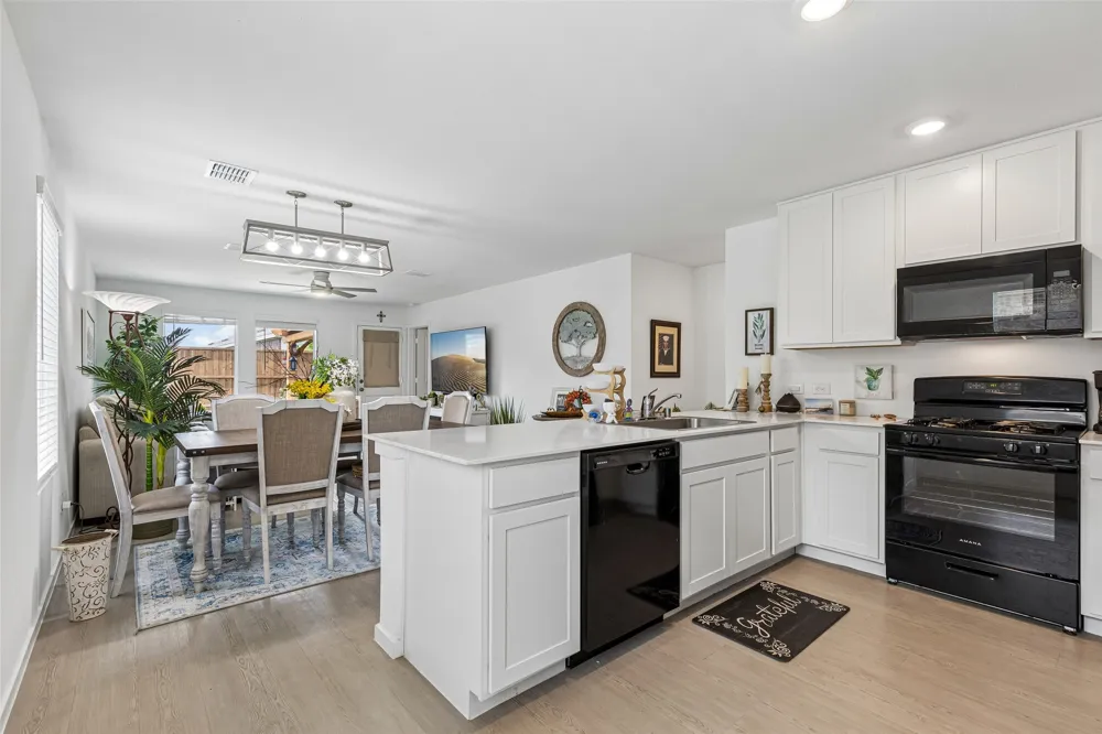 14163 Kempt Drive Pilot Point, TX 76258