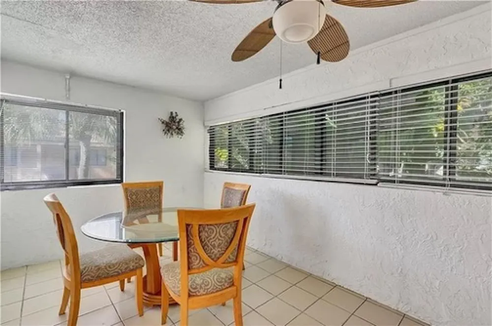 5818 WINDHOVER DRIVE #5818 Orlando, FL 32819