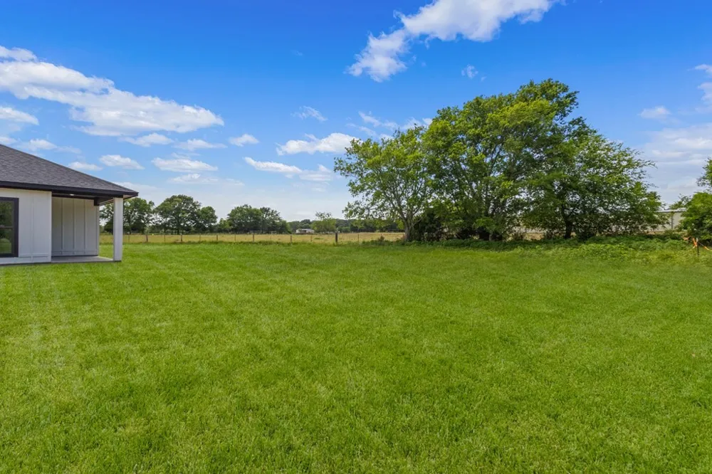 183 Private Road 8642 Canton, TX 75103