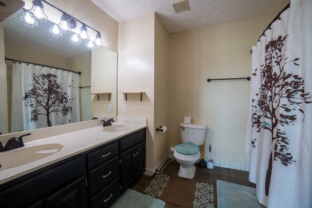 831 Philippi Rd Wartrace, TN 37183