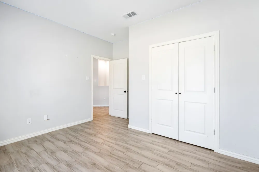 3505 Wood Oak Drive Balch Springs, TX 75180