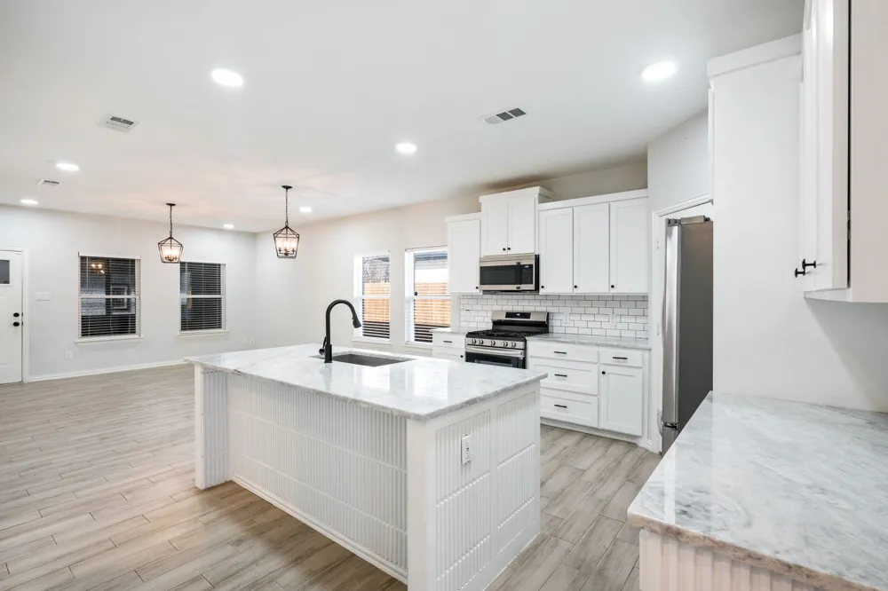 3505 Wood Oak Drive Balch Springs, TX 75180
