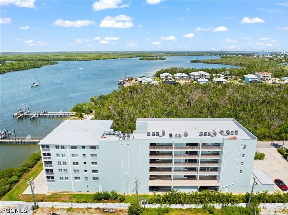 Mango Street #605 Fort Myers Beach, FL 33931