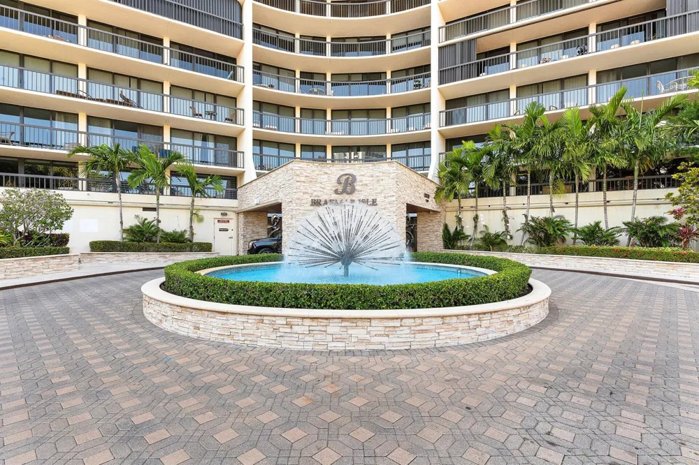 4740 S Ocean Boulevard S #501 Highland Beach, FL 33487