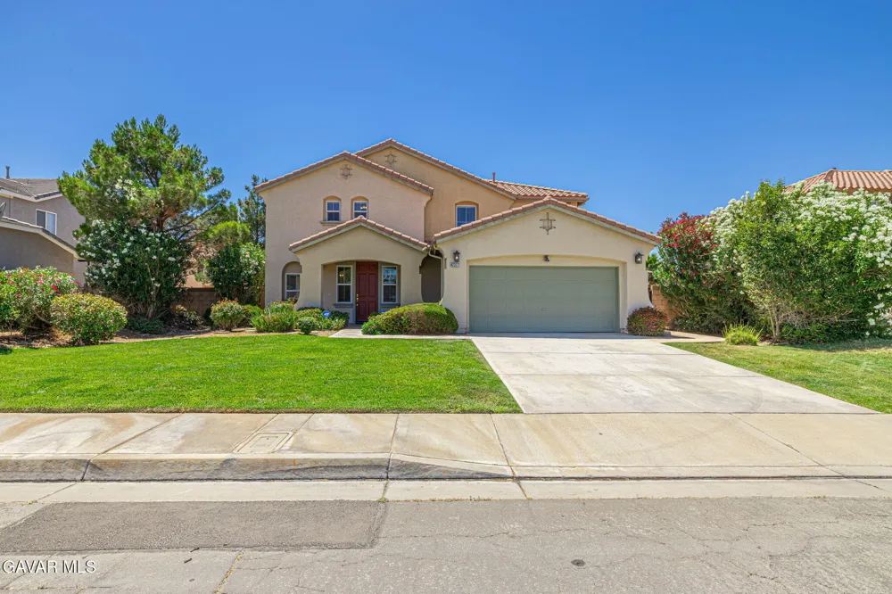 42327 W 42nd Street Quartz Hill, CA 93536