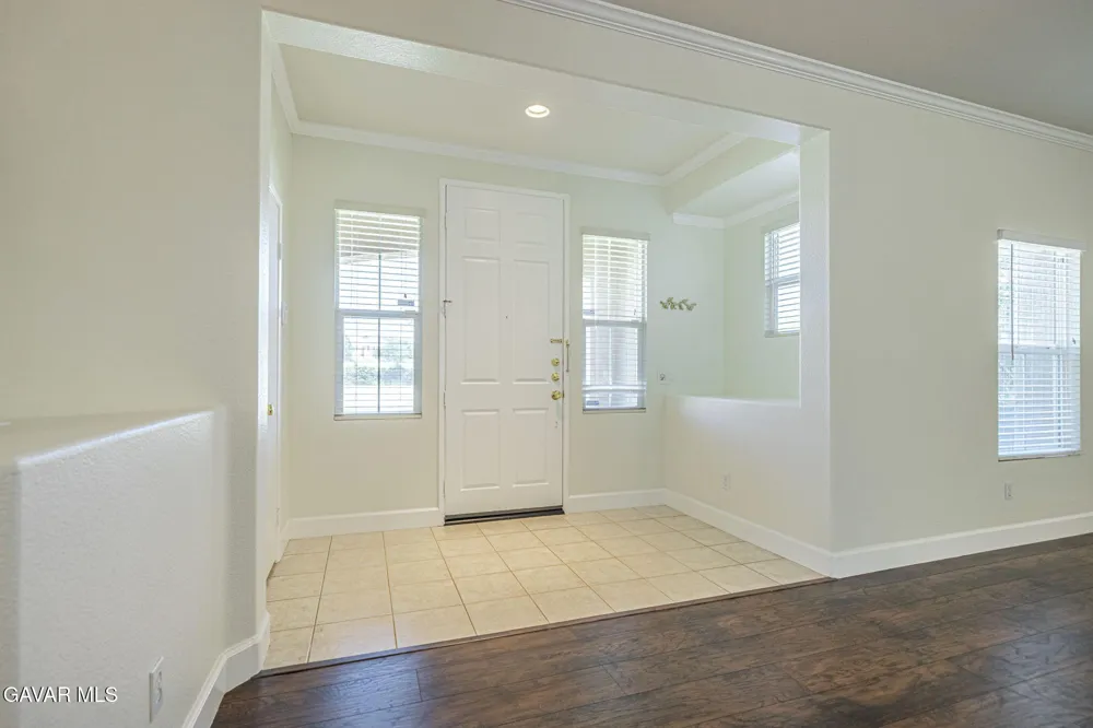 42327 W 42nd Street Quartz Hill, CA 93536
