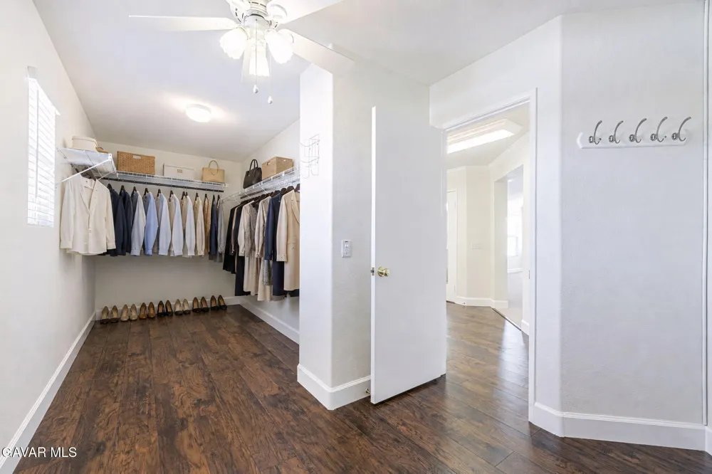 42327 W 42nd Street Quartz Hill, CA 93536