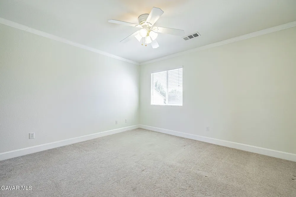 42327 W 42nd Street Quartz Hill, CA 93536