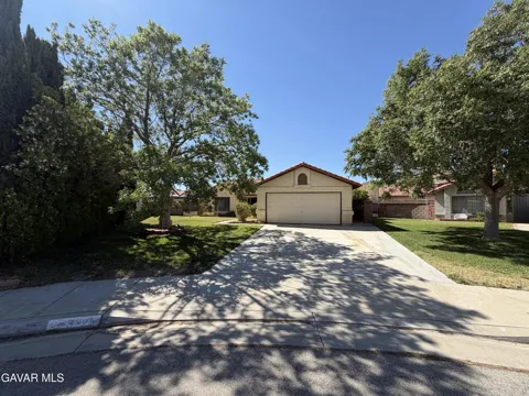 3325 Dale Court
