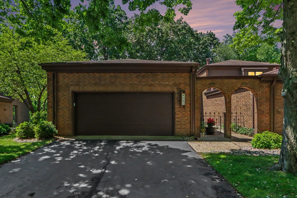 4161 Lake Terrace Drive Kalamazoo City, MI 49008
