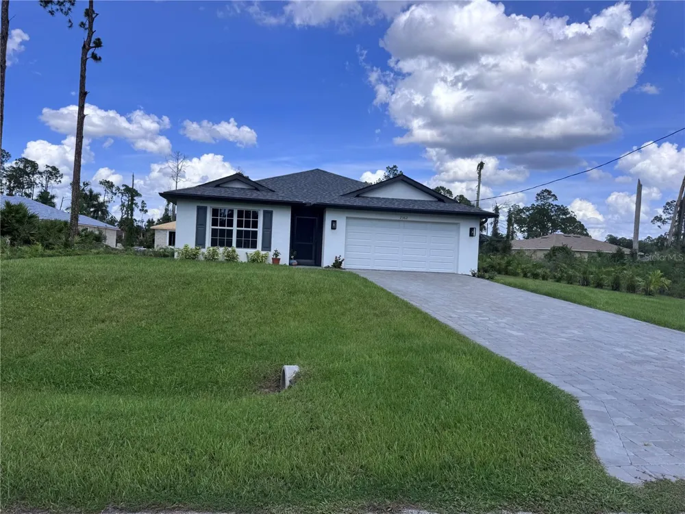 2362 HAGOPLAN LANE North Port, FL 34288