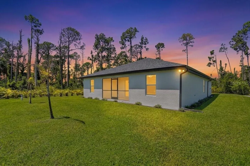 2362 HAGOPLAN LANE North Port, FL 34288