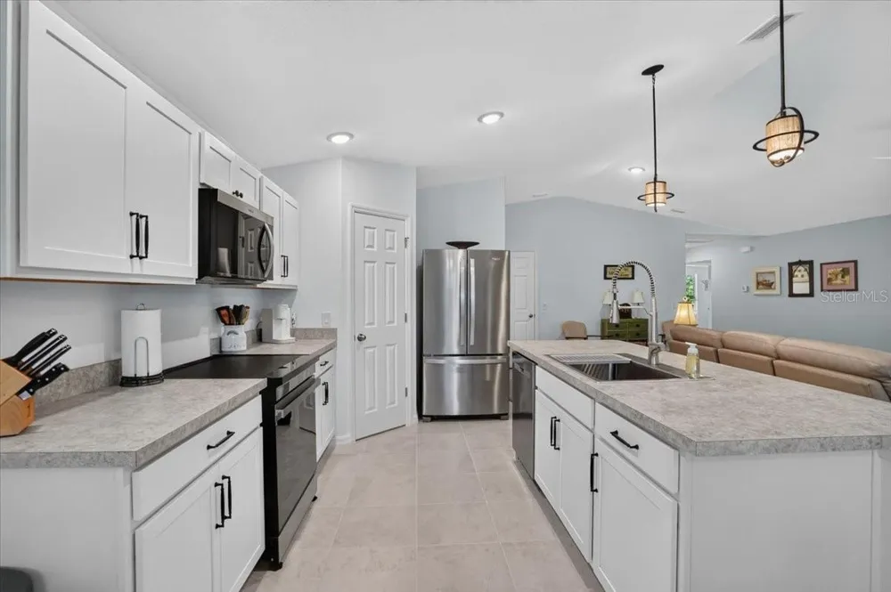 2362 HAGOPLAN LANE North Port, FL 34288
