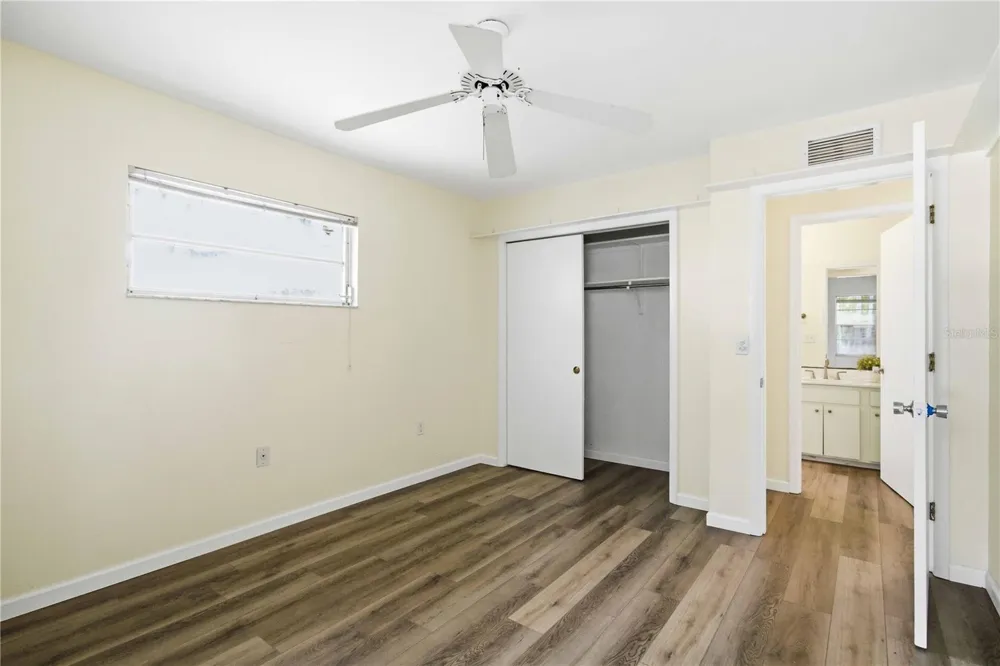 3629 EGERTON CIRCLE Sarasota, FL 34233