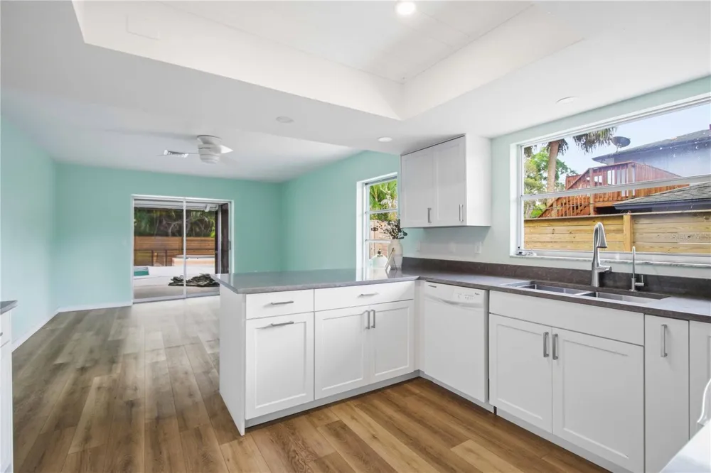 3629 EGERTON CIRCLE Sarasota, FL 34233