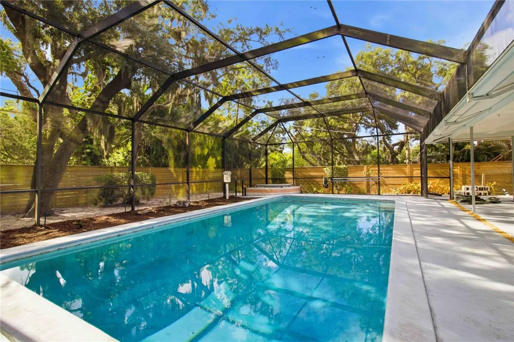 3629 EGERTON CIRCLE Sarasota, FL 34233