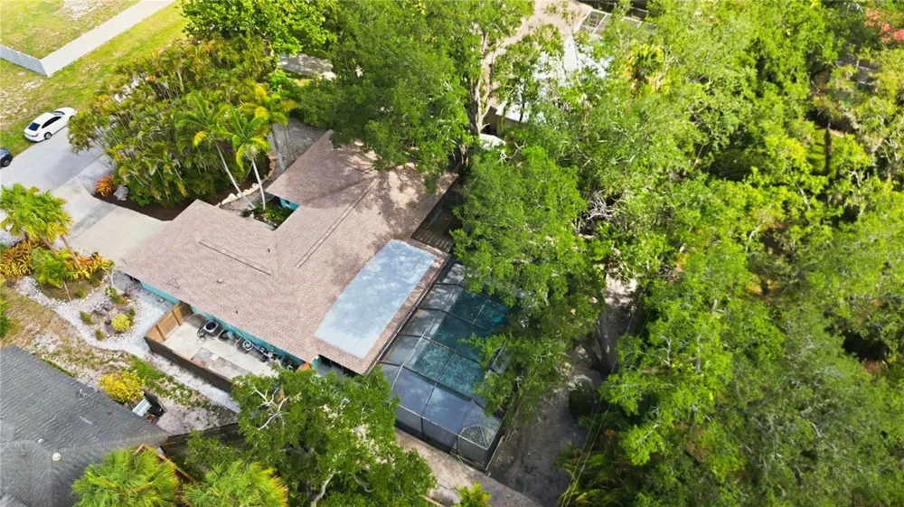 3629 EGERTON CIRCLE Sarasota, FL 34233