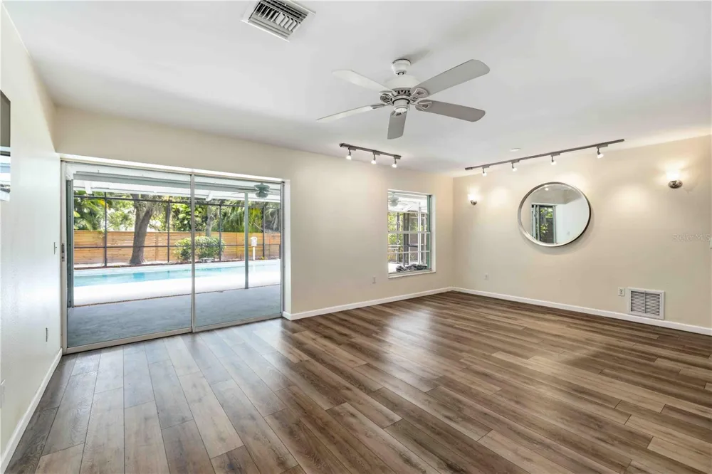 3629 EGERTON CIRCLE Sarasota, FL 34233
