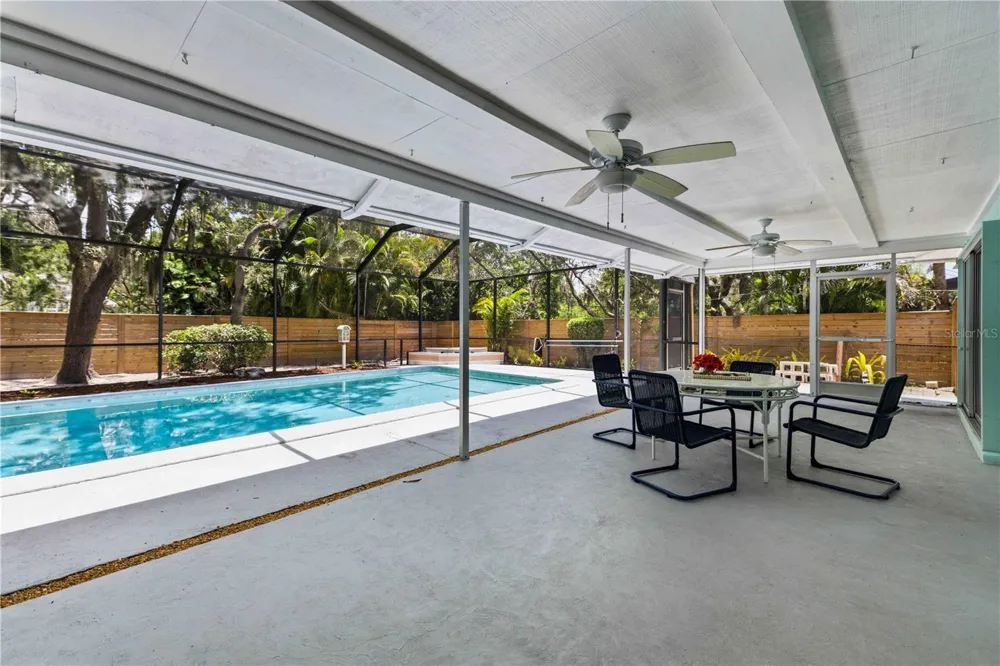 3629 EGERTON CIRCLE Sarasota, FL 34233