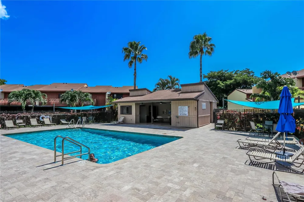 444 SE 14th St Dania Beach, FL 33004