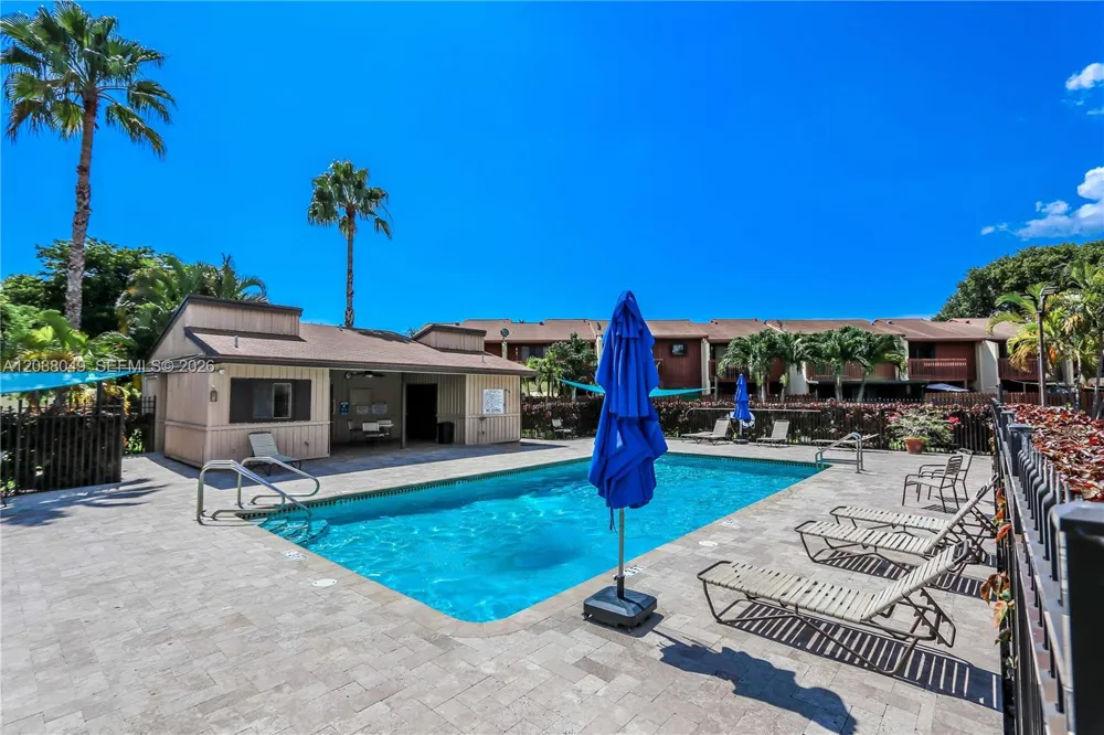 444 SE 14th St Dania Beach, FL 33004