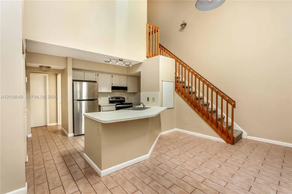 444 SE 14th St Dania Beach, FL 33004