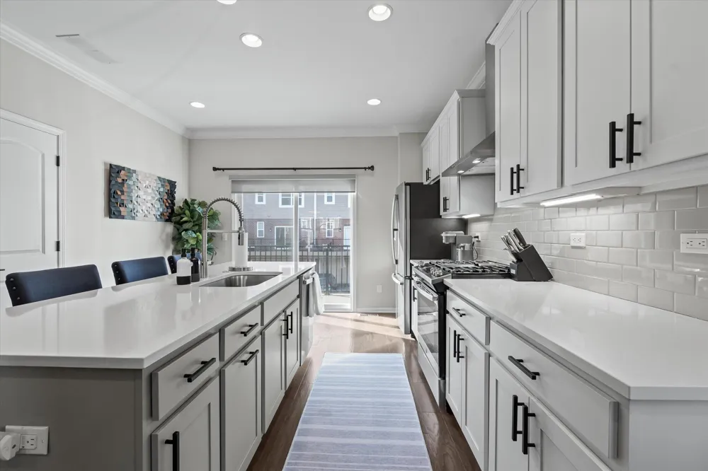 47675 Alden Terrace Northville, MI 48168