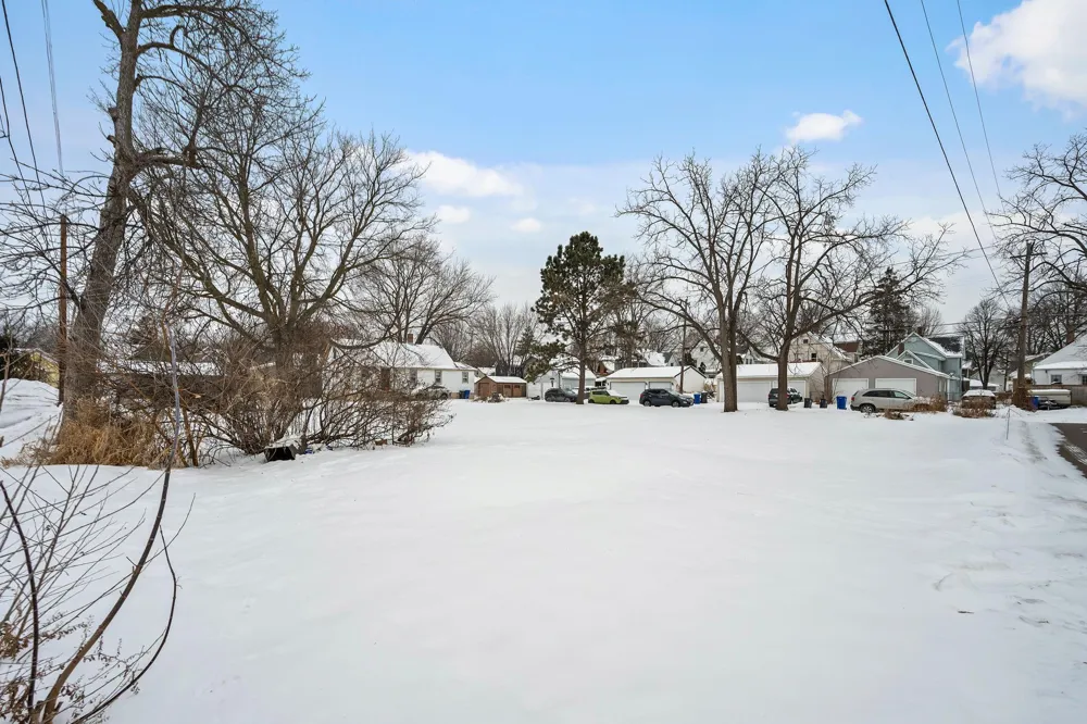 774 W Forster Street Saint Paul, MN 55102
