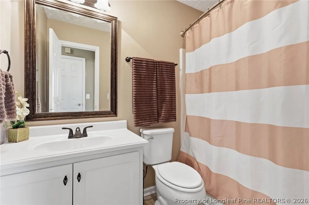 5829 Finish Line Drive Hope Mills, NC 28348