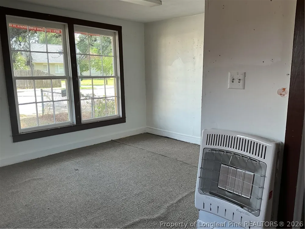 120 W Elwood Avenue Raeford, NC 28376