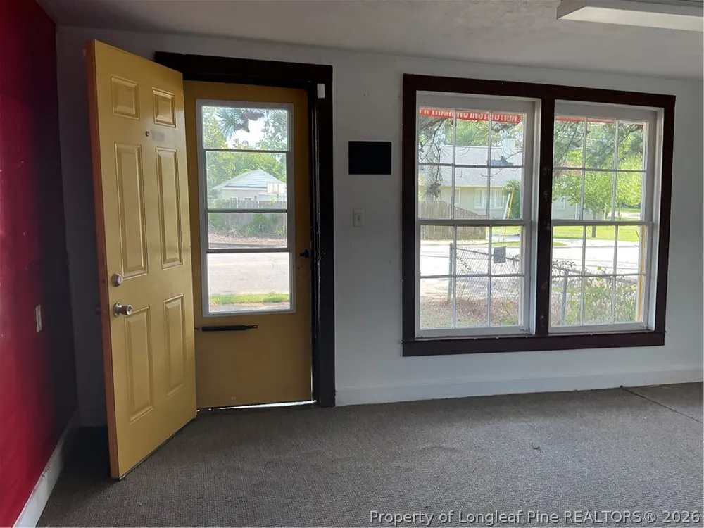 120 W Elwood Avenue Raeford, NC 28376