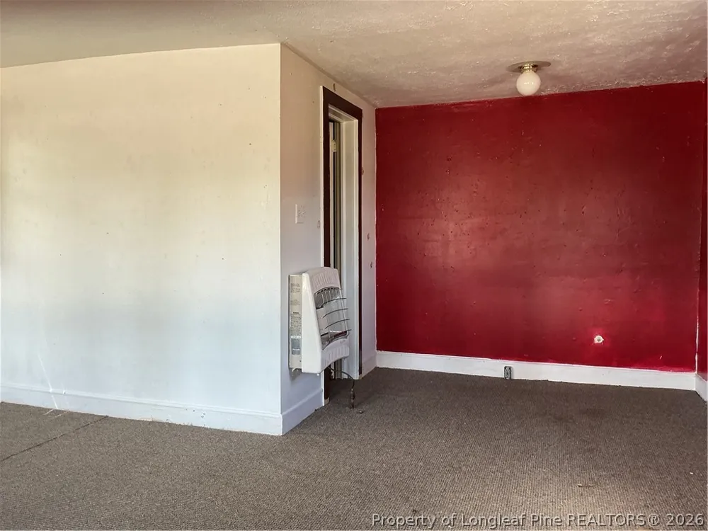 120 W Elwood Avenue Raeford, NC 28376