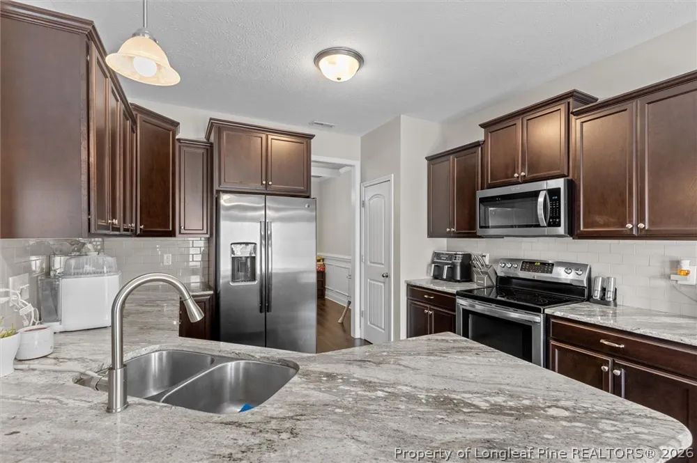 1632 Dulles Road Hope Mills, NC 28348