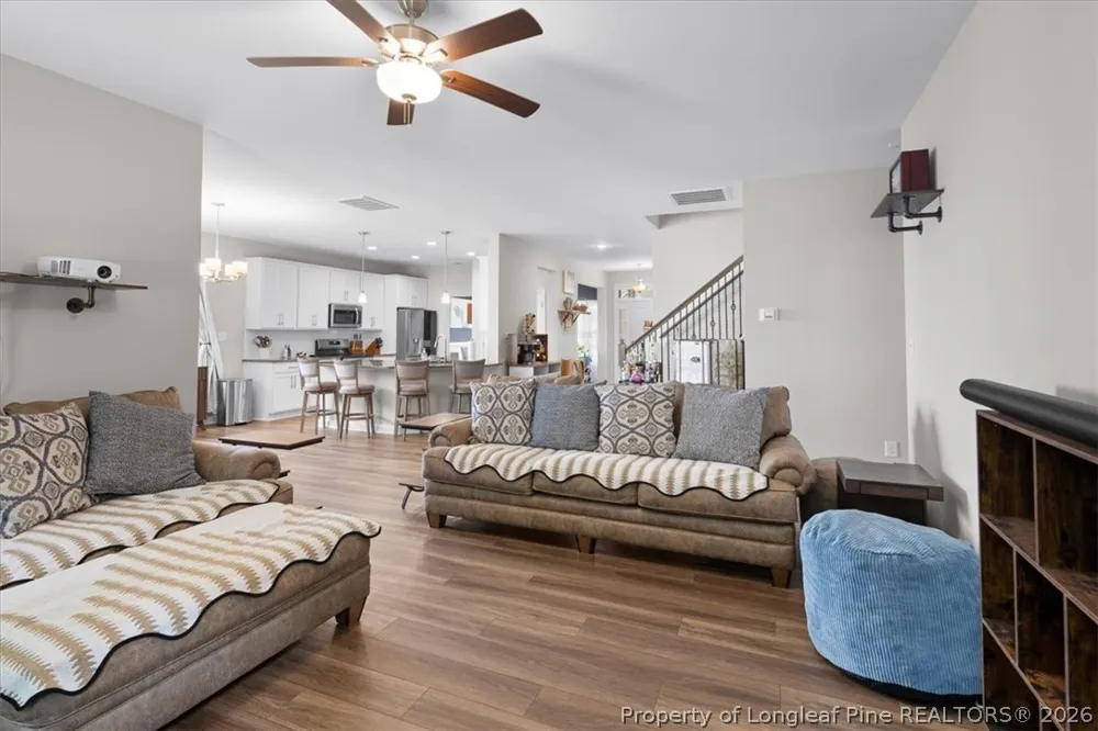 6932 Running Fox Road Hope Mills, NC 28348