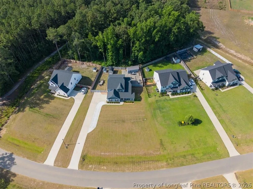6932 Running Fox Road Hope Mills, NC 28348